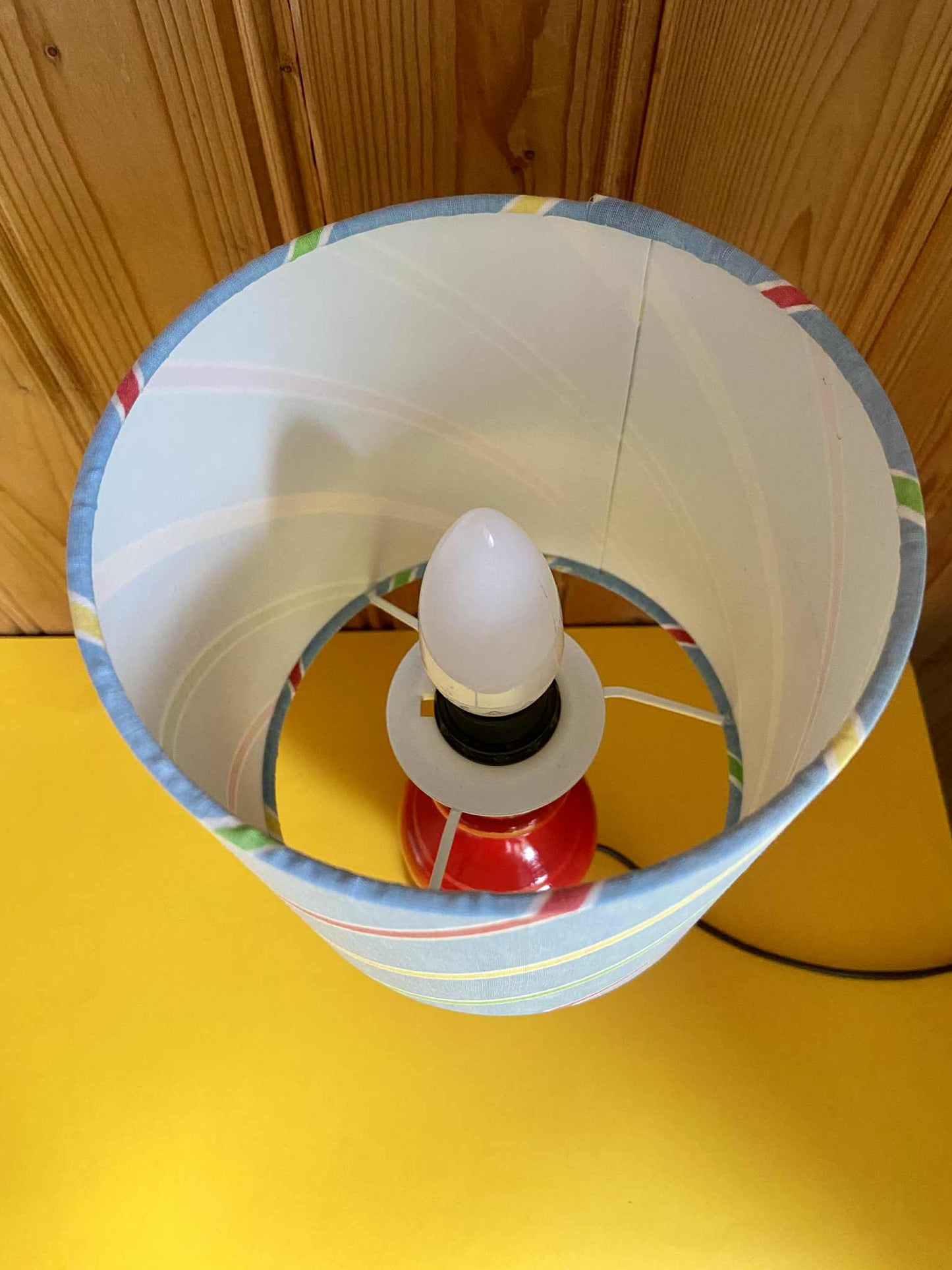 Lampe créa CHACH Lignes couleurs primaires OBLIQUES