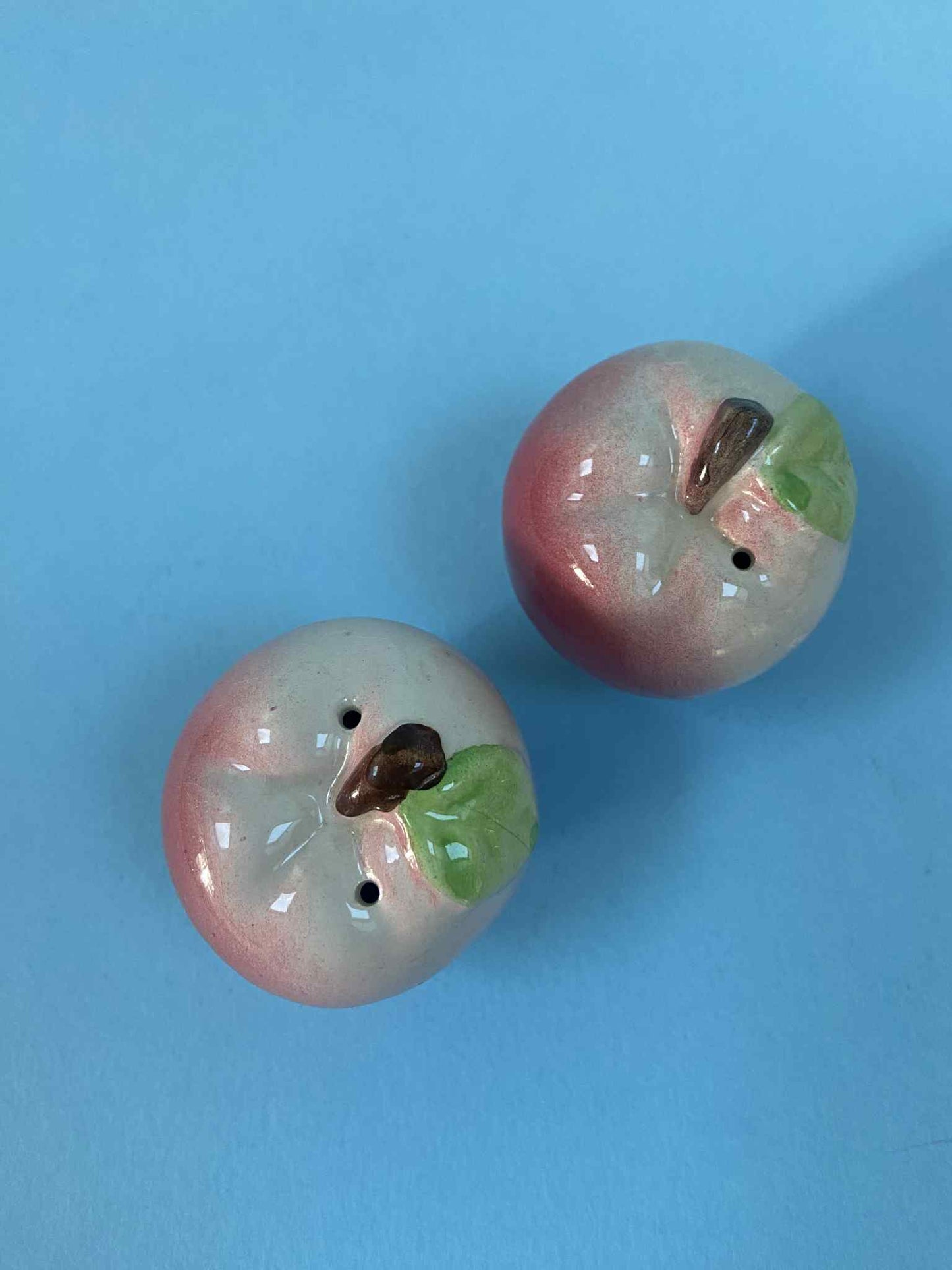 Duo salière poivrier céramique vintage POMME